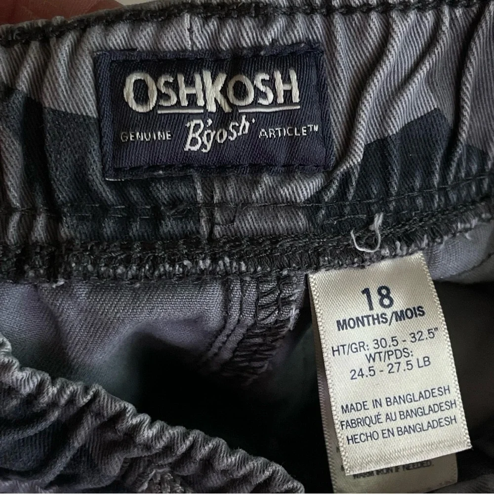 OshKosh B'Gosh Boys Camouflage Cargo Pants Size 18M